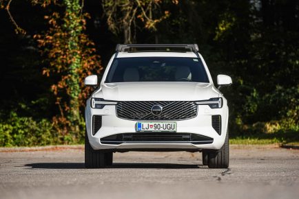 Volvo XC90 MHEV-39