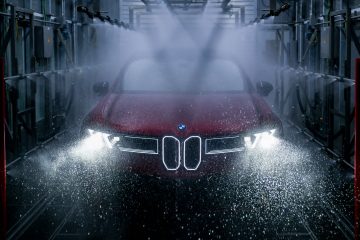BMW iFactory Debrecen iX3-5