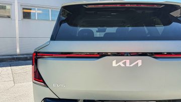 Kia EV5-18