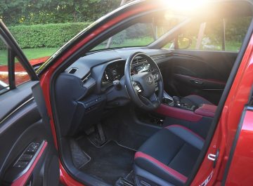 LEXUS LBX 12
