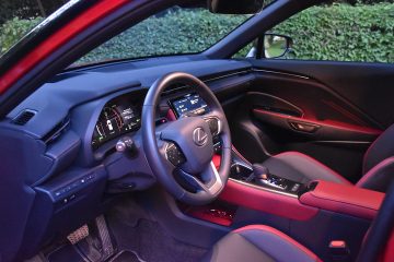 LEXUS LBX 21