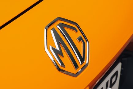 MG