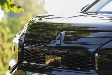 Mitsubishi Outlander Black Edition PHEV-4