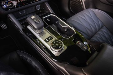 Mitsubishi Outlander Black Edition PHEV-9