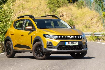dacia_sandero_stepway_eco-g120_auto_extreme_43