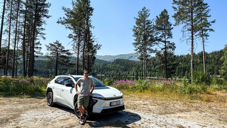 Toyota bZ4X Norway EV-37