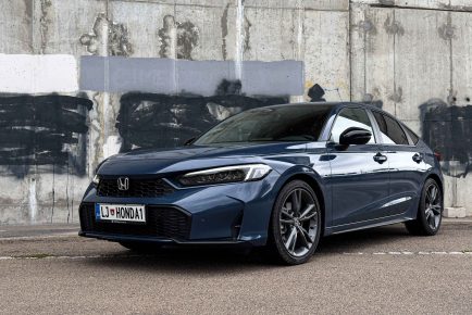 Honda Civic Sport Hybrid Facelift-12