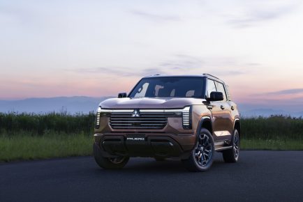 New Mitsubishi Pajero_ (2)
