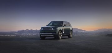 RANGE ROVER ELECTRIC FRONT 3-4 02_09_26_1
