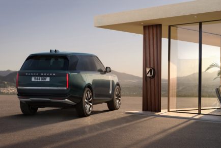 RANGE ROVER ELECTRIC01 02_09_26