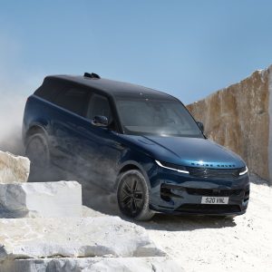 Range Rover Sport Electric 27MY Front 300927
