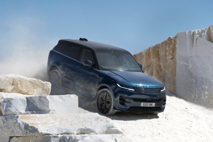 Range Rover Sport Electric 27MY Front 300927