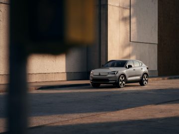 The_New_Volvo_EC40_Exterior_3QFront