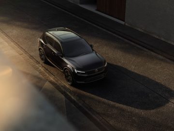 The_New_Volvo_XC40_Exterior_Elevated3QFront