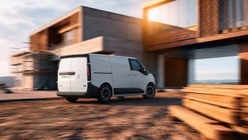 Trafic-Van-E-Tech-electric (1)