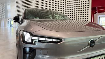 Volvo EX60-17