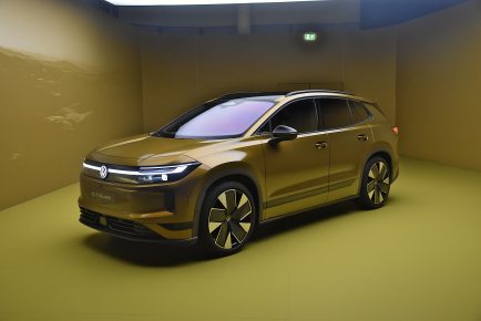 VW ID. TIGUAN URADNA 01