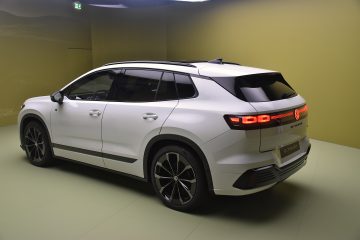 VW ID. TIGUAN URADNA 06