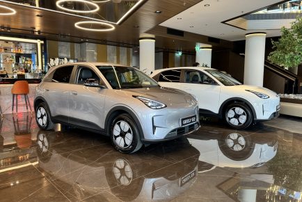 Geely E2 (4)