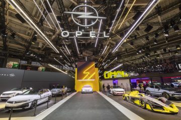 Opel_Paris2026_Opel_STX_and_GSE 27FE_concept_ (4)
