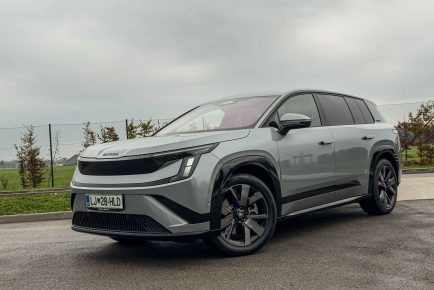 Skoda Peaq EV-16
