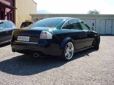 Audi A6 V8 2.jpg