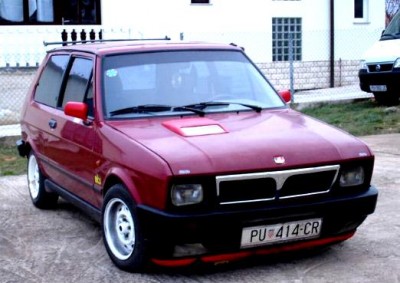1031-yugo_1_6_abart.jpg