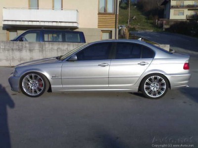BMW 328i.jpg