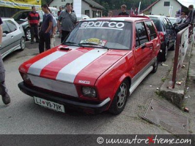 yugo2.JPG