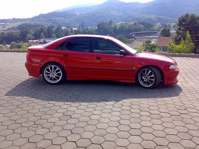 audi_a4.jpg