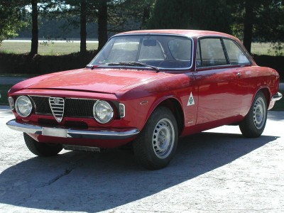 800px-Alfa_GTA.JPG