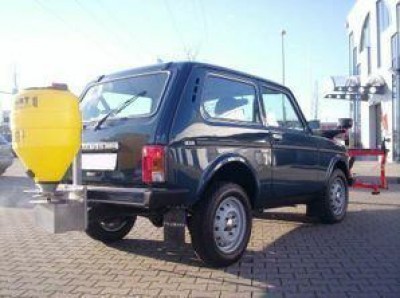 NIVA-PLUG 2.jpg