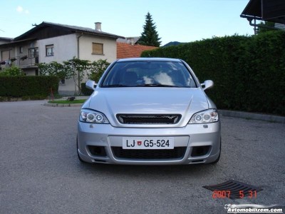 opel astra.jpg