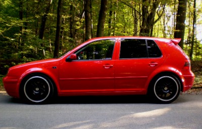 Golf 4 od strani.jpg
