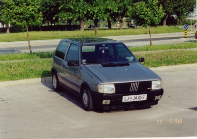 MOJ FIAT UNO TURBO (4).jpg