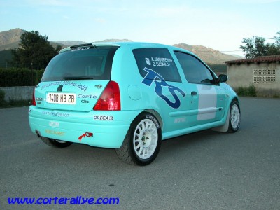 Clio RS arriere droit.jpg
