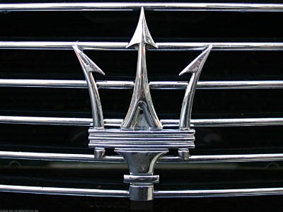 stockholm_big_carz_maserati_logo_0805.jpg