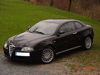 alfa gt crna 1.jpg