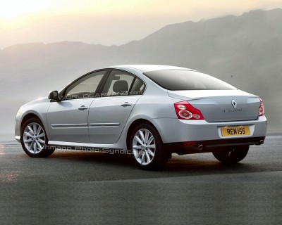 laguna sedan 1.jpg