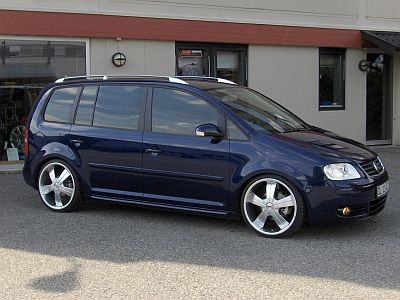 mak vw touran.jpg