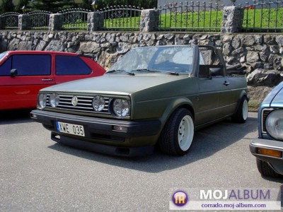 golf cabrio.jpg