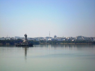800px-Hussain_sagar.jpg