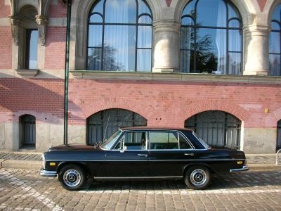 W 108 b.jpg