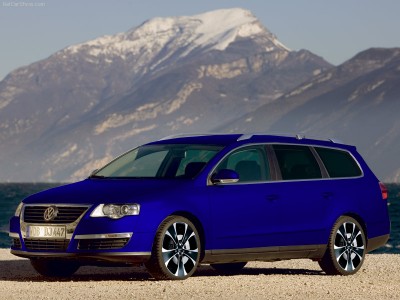 Volkswagen-Passat_Variant_3.jpg