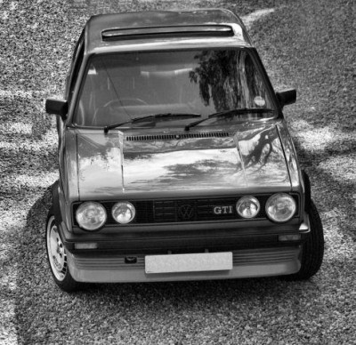 GOLF GTI 2.jpg
