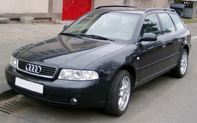 800px-Audi_A4_B5_Avant_front_20080121.jpg