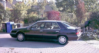 800px-Renault_25_Ph2_Seitenansicht.jpg