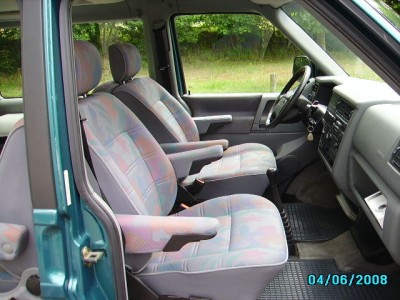 VW MULTIVAN.jpg