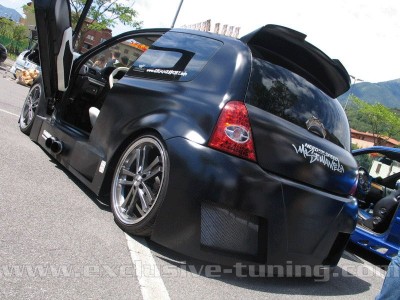 renault clio II.jpg