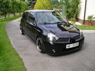 Clio2.JPG